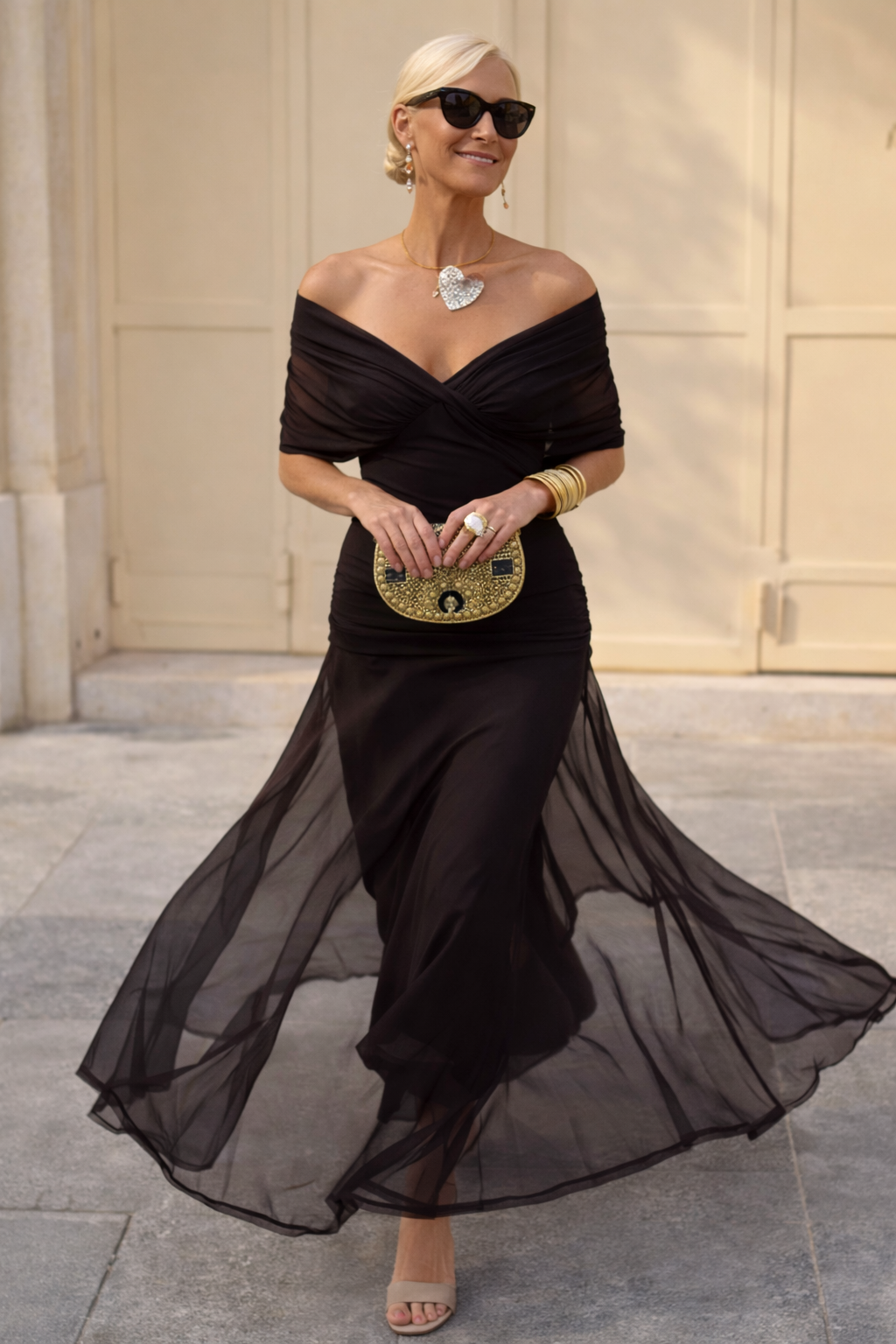 Vestido maxi elegante para festa com decote em coração