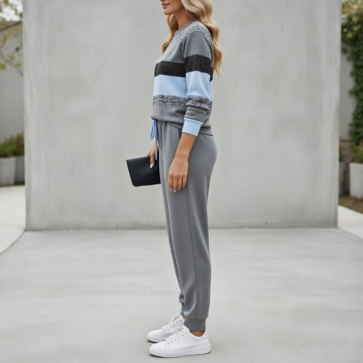 Conjunto deportivo de rayas para mujer – Cómodo y Chic