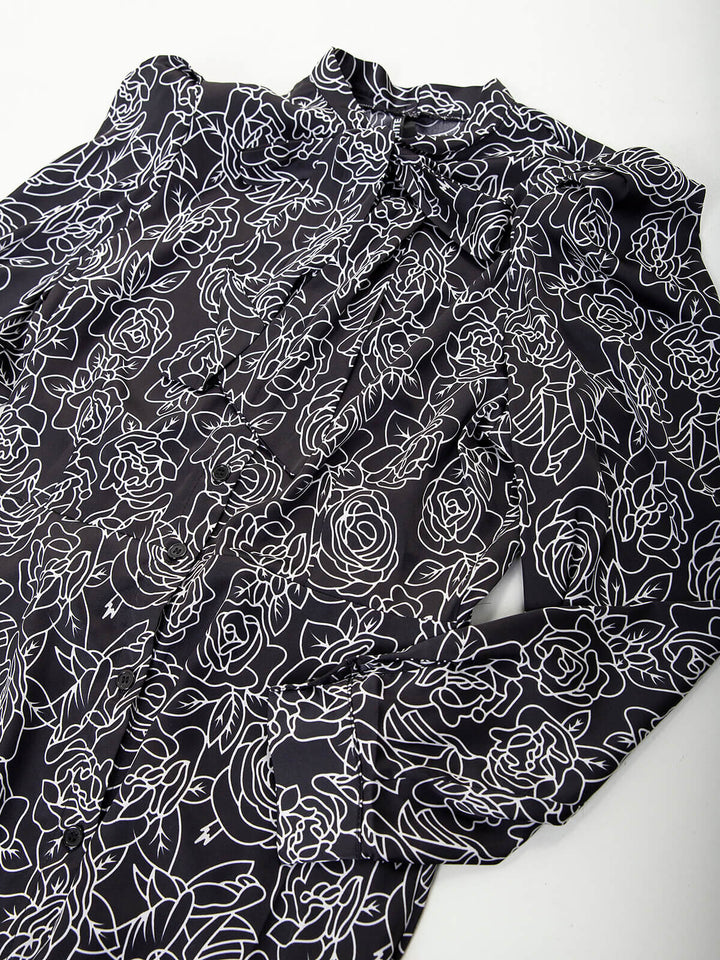 Vestido camiseiro midi preto