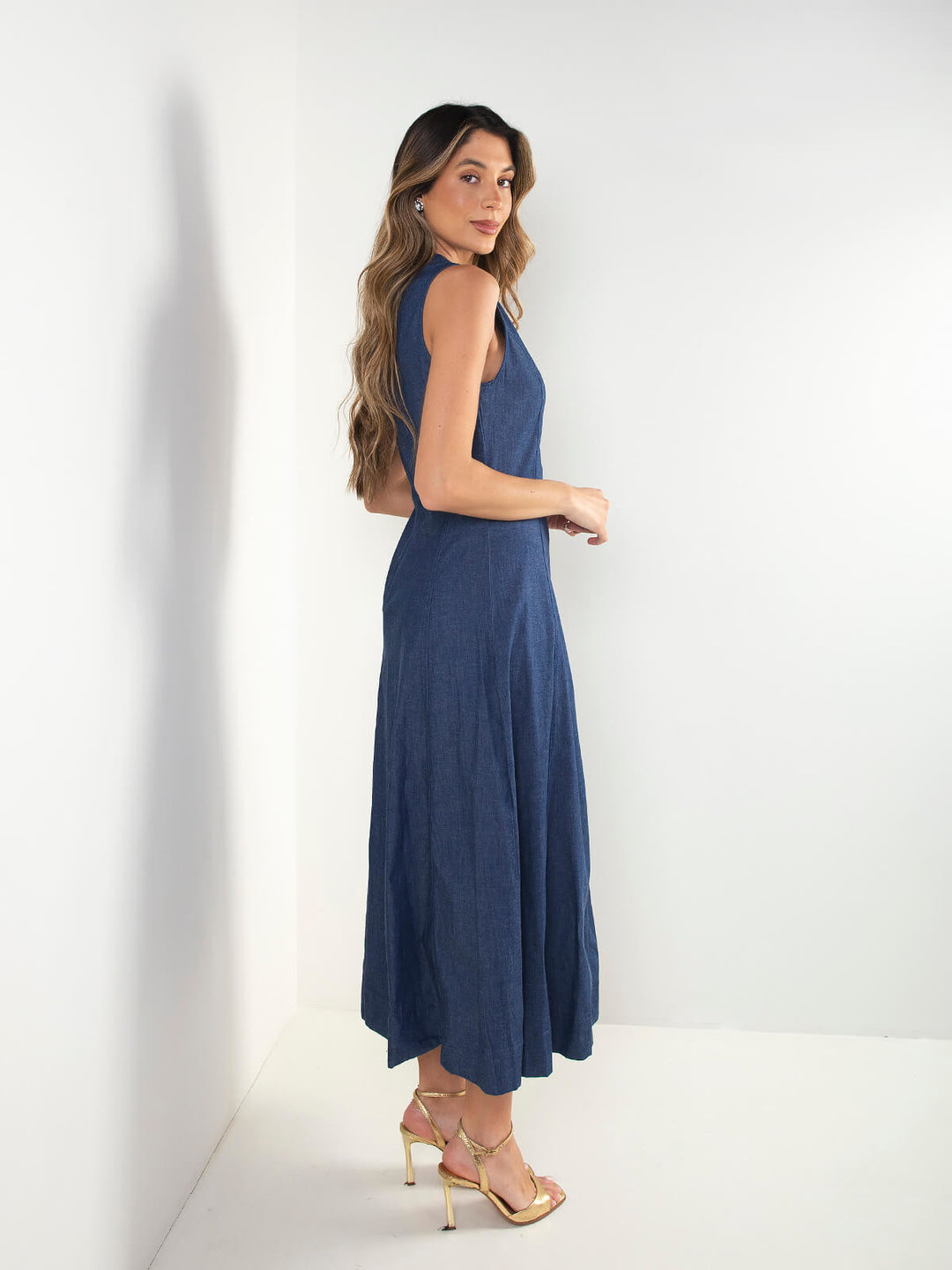 Vestido midi em tencel