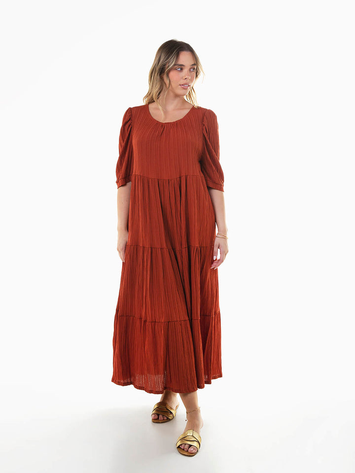 Vestido midi texturizado manga abalonada