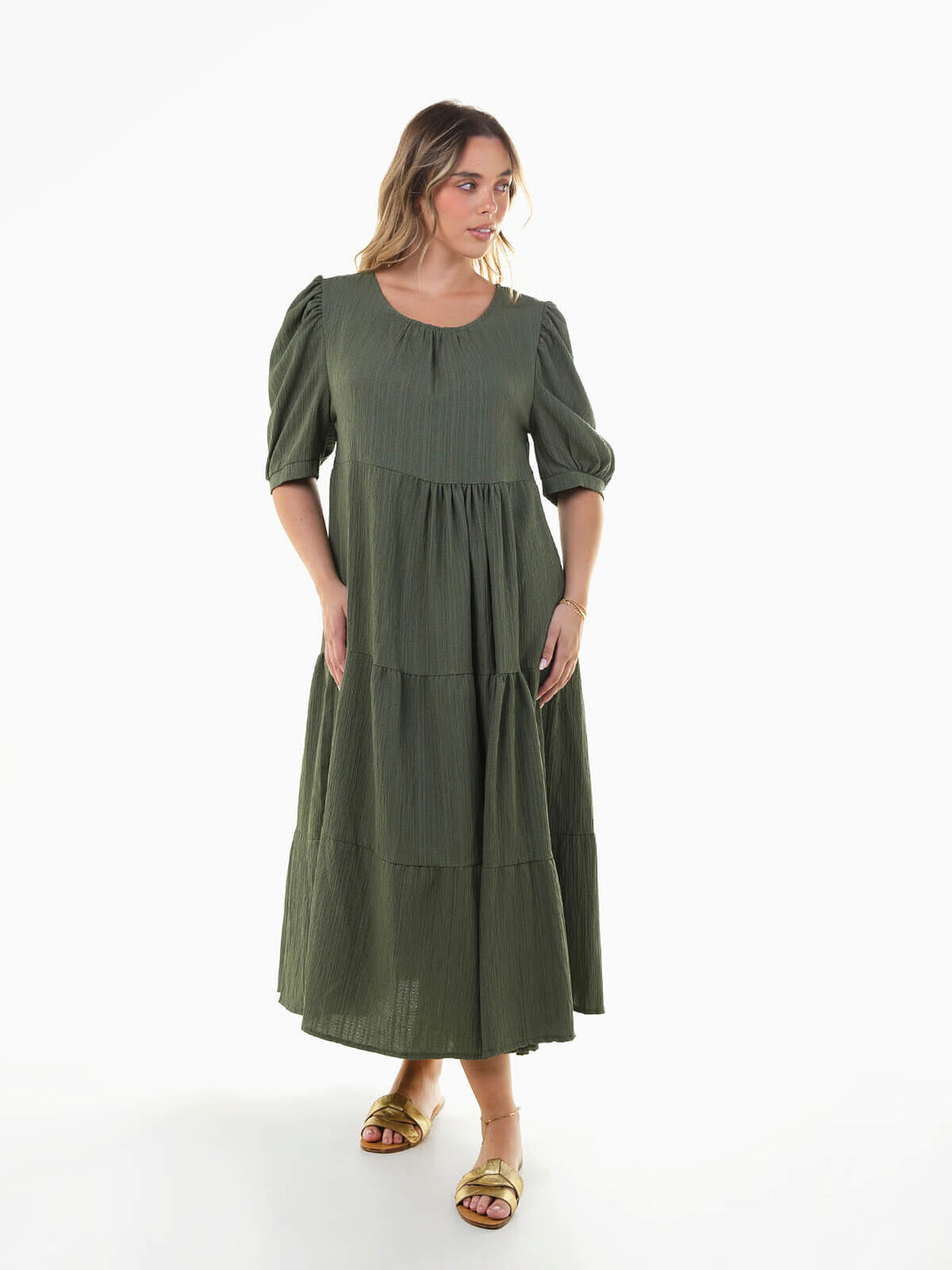 Vestido midi texturizado manga abalonada