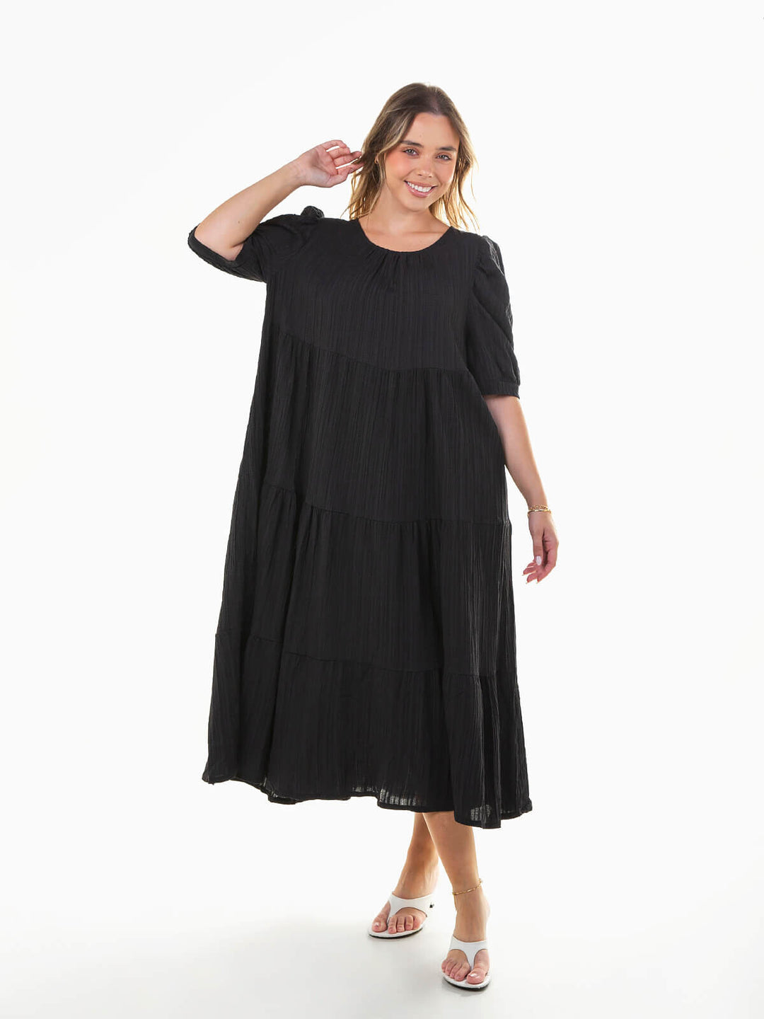 Vestido midi texturizado manga abalonada
