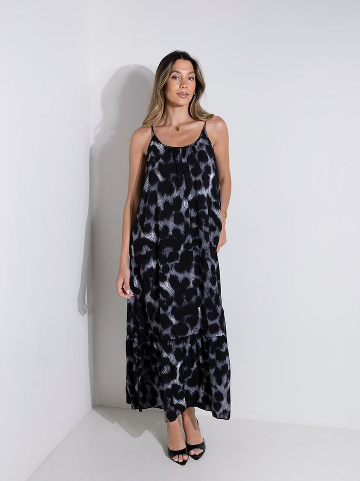 Vestido comprido animal print de alças