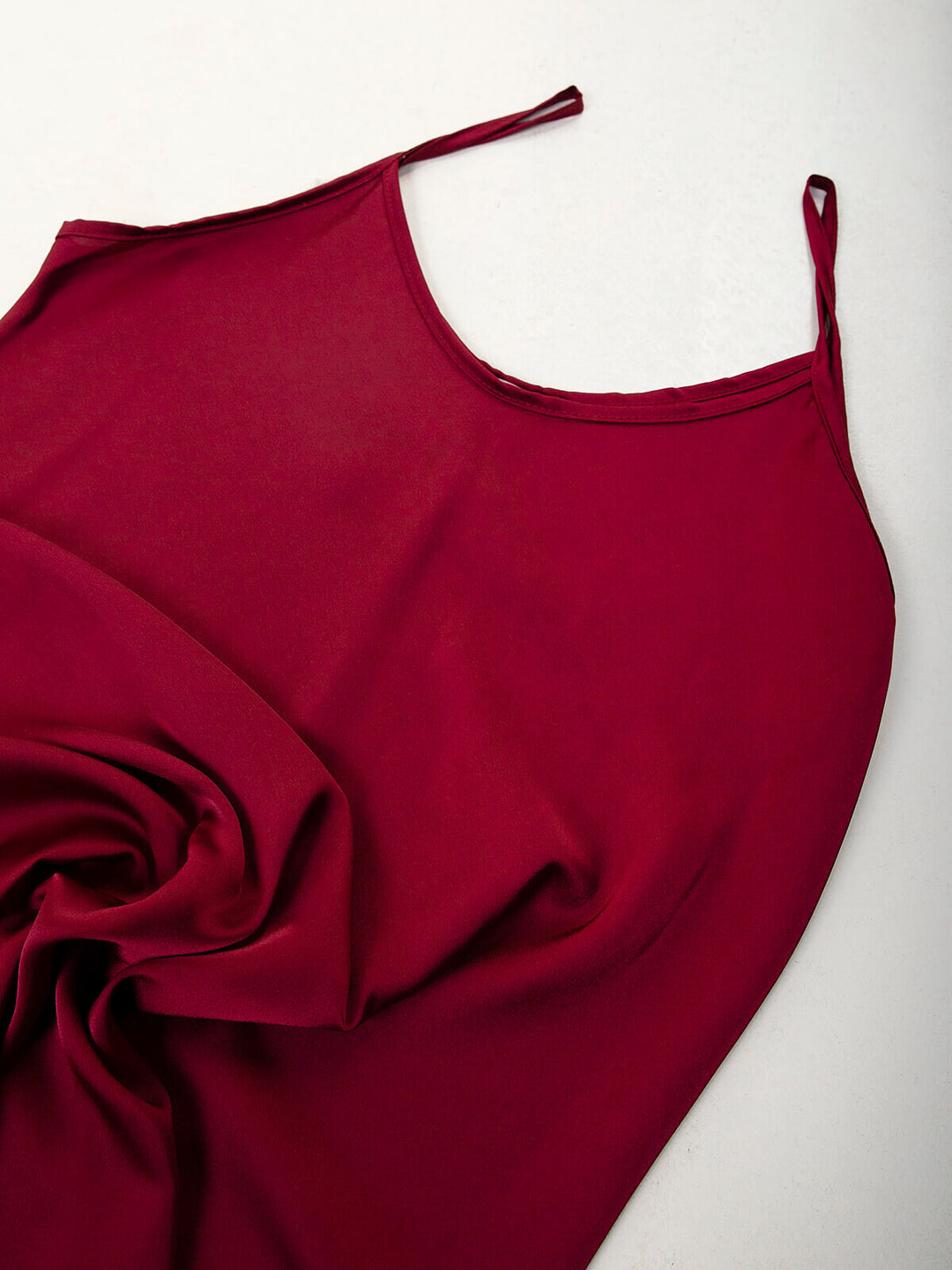 Vestido comprido acetinado de alças