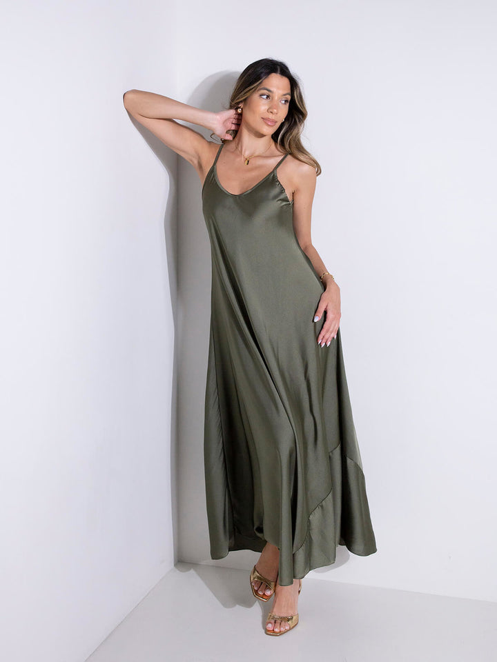 Vestido comprido acetinado de alças