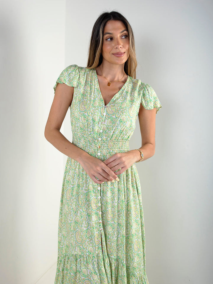 Vestido midi estampado com manga curta